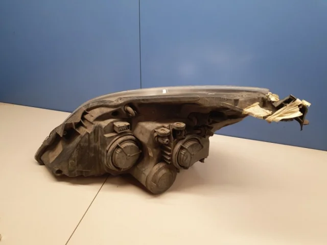 Фары для Opel Vectra C 2002-2008 на фотографиях