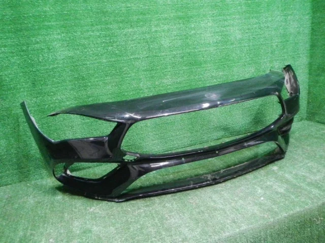 Бампер передний для Mercedes-Benz CLA class C118 2019+ на фотографиях