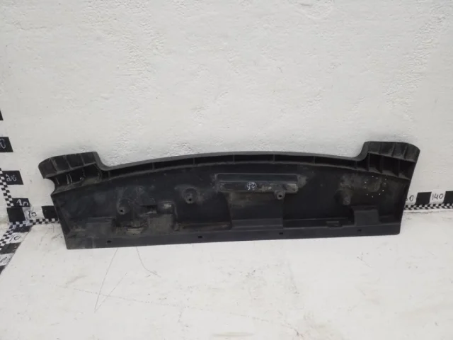 Пластиковая защита двигателя для Nissan Qashqai J11 2013-2019 на фотографиях