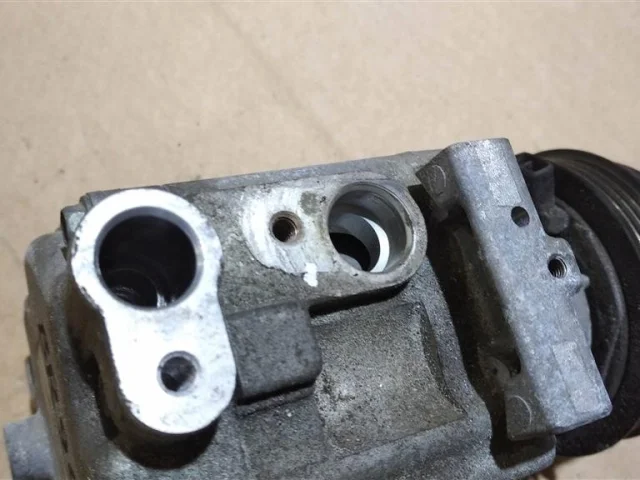 Компрессор кондиционера для Subaru Legacy Универсал BR/B14 2009-2015 на фотографиях