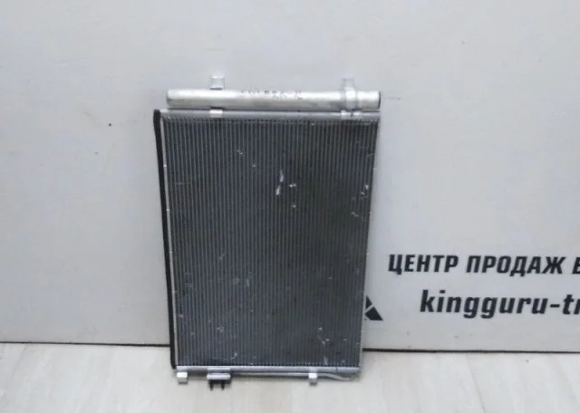 Радиатор кондиционера для Hyundai Solaris 1 RB (2011-2013) на фотографиях