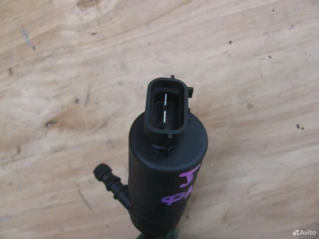 Мотор омывателя лобового стекла для Mazda CX 5 KE 2011-2017 на фотографиях