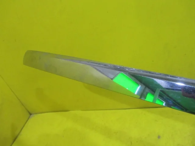 Накладка заднего бампера для Volkswagen Touareg II (7P5) Rest 2014-2018 на фотографиях