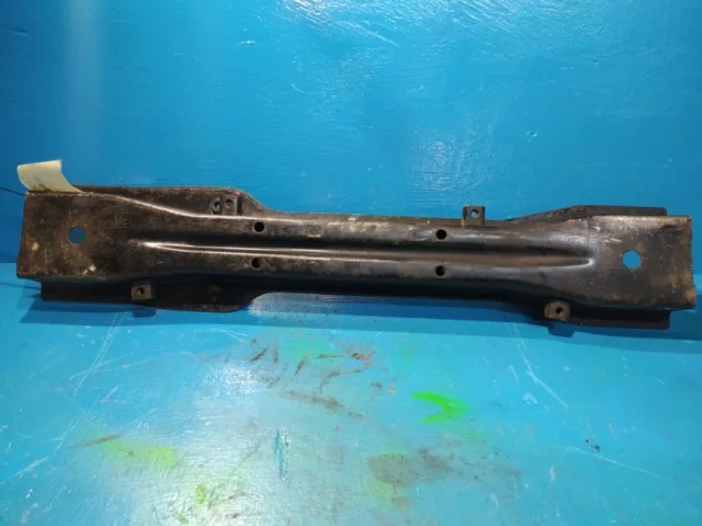 Подрамник двигателя для Mitsubishi Pajero V90 5dr 2006-2011 на фотографиях