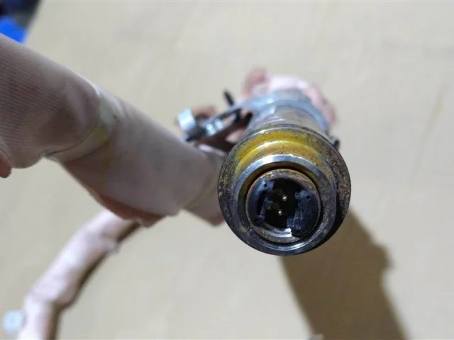 Шторка безопасности левая для Subaru Forester SJ 2013-2016 на фотографиях