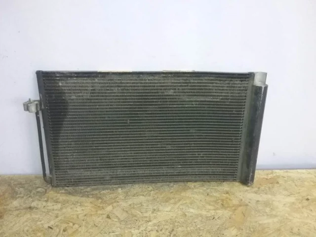 Радиатор кондиционера для BMW 5er Е61 Touring 2003-2010 на фотографиях