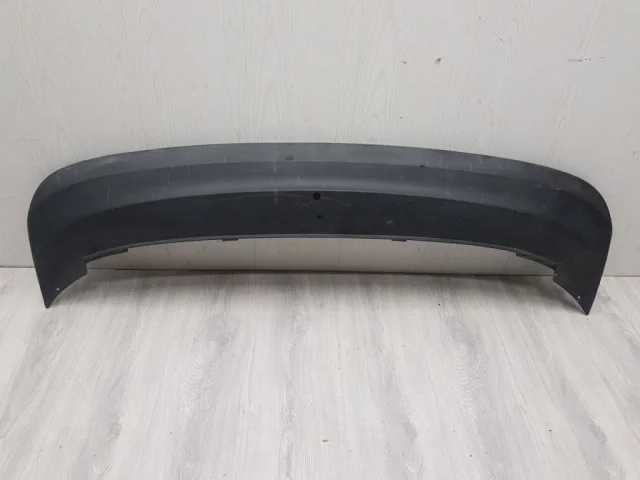 Накладка переднего бампера для Skoda Rapid I rest NH3 2017-2020 на фотографиях