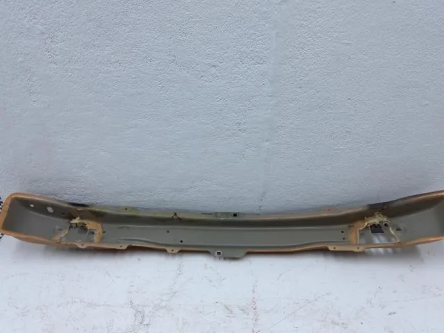 Усилитель переднего бампера для Renault Logan 2005-2015 (LS) на фотографиях