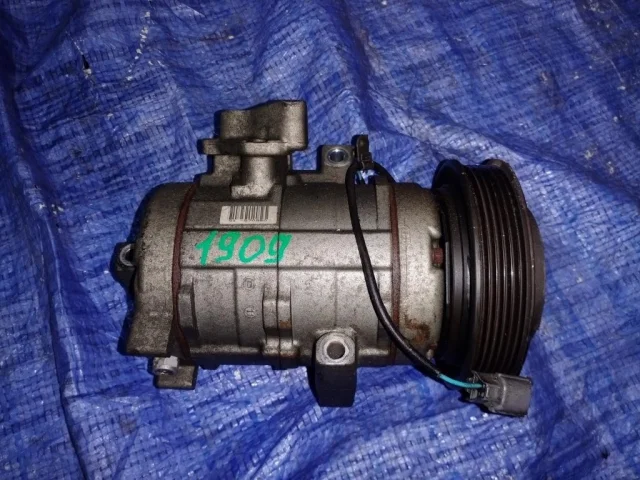 Компрессор кондиционера для Honda Odyssey RA7-RA9 1999-2003 на фотографиях