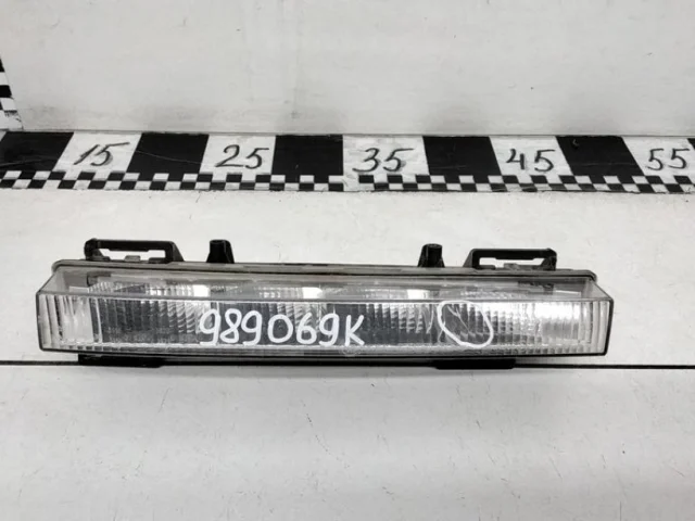 Дневной ходовой огонь правый для Mercedes-Benz GL class X166 2012-2016 на фотографиях