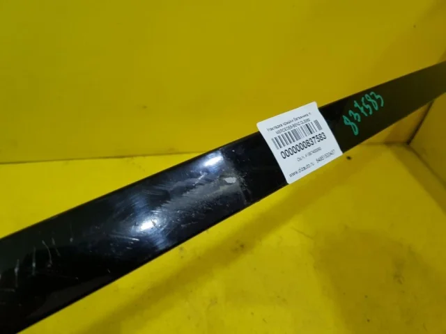 Молдинг крышки багажника для Mercedes-Benz GL class X166 2012-2016 на фотографиях