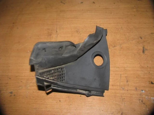 Жабо правое для Opel Zafira C 2011-2015 на фотографиях