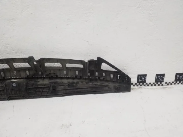 Кожух замка капота для Hyundai Solaris 2 (2017-2022) на фотографиях