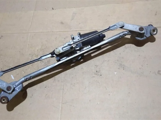 Трапеция стеклоочистителей для Toyota Corolla E120/E130 Седан 2000-2007 на фотографиях