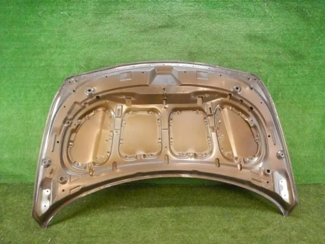 Капот для Hyundai Solaris 1 рестайлинг 2014-2017 на фотографиях