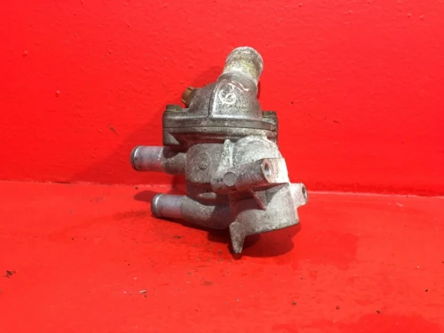 Корпус термостата системы охлаждения ДВС для Honda Civic EJ, EK, EN 1995-2001 седан на фотографиях