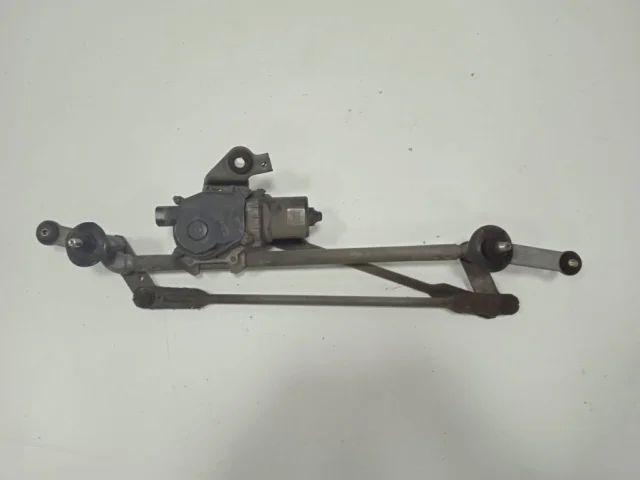 Мотор стеклоочистителя для Nissan Almera Classic B10 2006-2012 на фотографиях