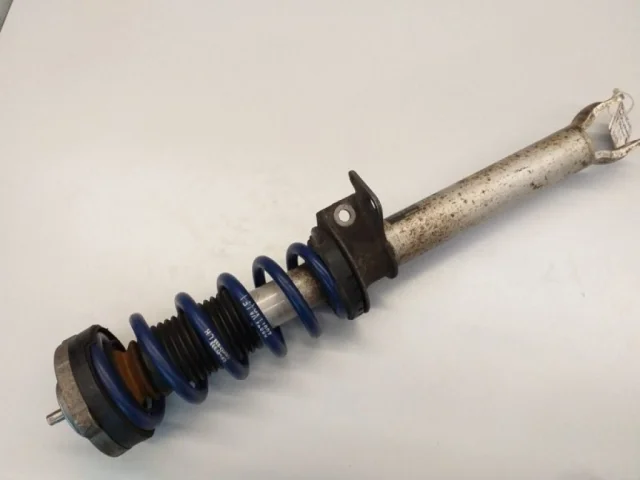 Пружина амортизатора задняя для BMW 5er Ф10 2010-2013 на фотографиях