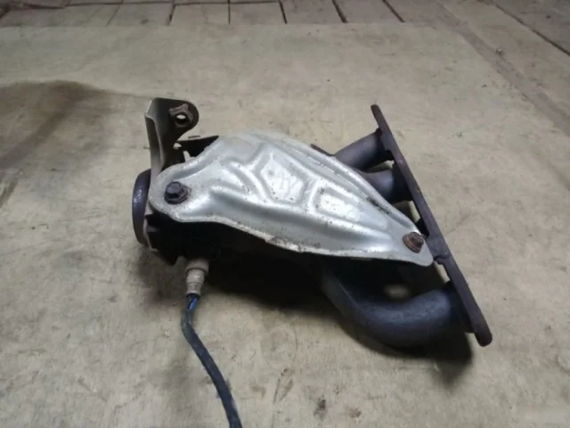 Выпускной коллектор для Toyota RAV4 XA30 2005-2012 на фотографиях