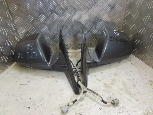 Стекла и зеркала для Cadillac CTS 2 2008-2014 на фотографиях