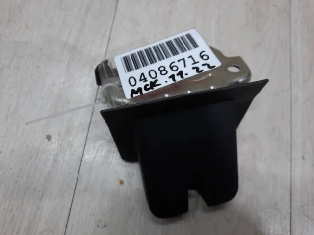 Замок багажника для Skoda Rapid I NH3 2012-2017 на фотографиях