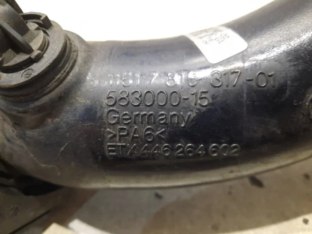 Патрубок интеркулера для BMW X5 Е70 2006-2013 на фотографиях