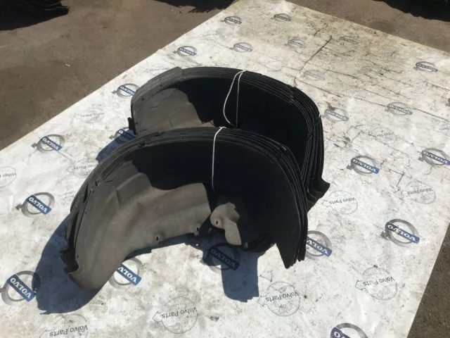 Подкрылок задний правый для Volvo XC70 BZ 2007-2016 на фотографиях