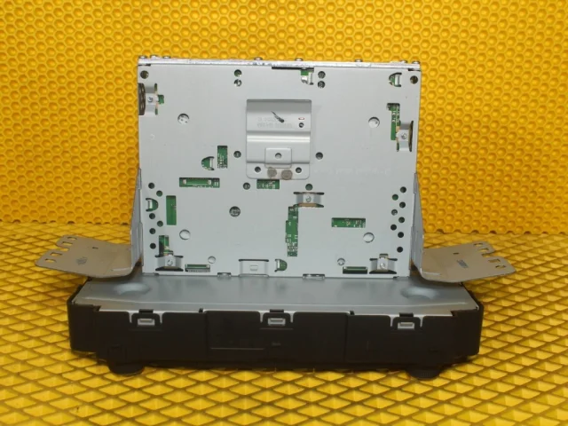 Магнитола для Kia Rio 4 на фотографиях