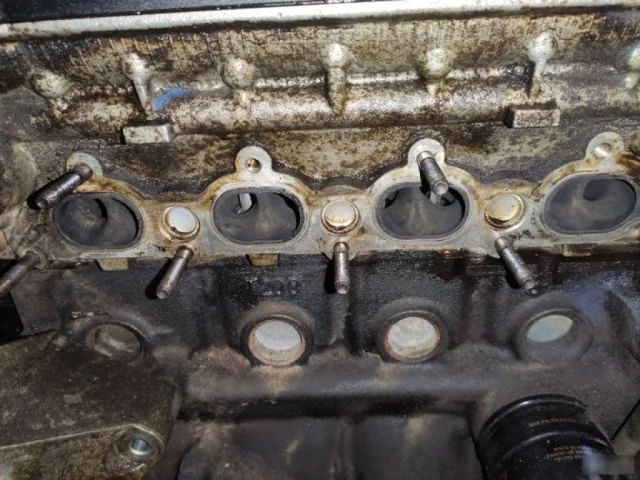 Двигатель для Chevrolet Cruze 1 J300 Универсал 2009-2015 на фотографиях