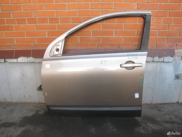 Накладка на дверь передняя левая для Nissan Qashqai J10 2006-2013 на фотографиях