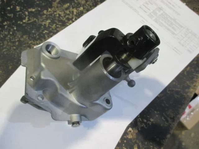 Механизм переключения передач для Chevrolet Cruze 1 J300 2009-2015 на фотографиях