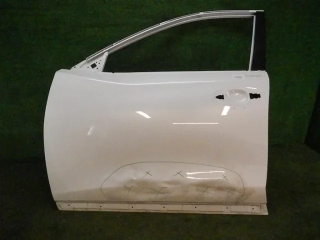 Дверь передняя левая для Nissan X-Trail T32 JDM 2013-2022 на фотографиях