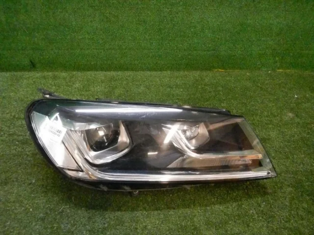 Фара ксенон левая для Volkswagen Touareg II (7P5) Rest 2014-2018 на фотографиях