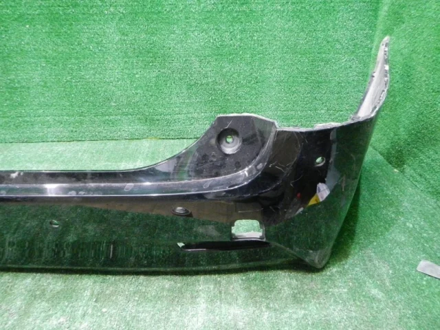 Бампер задний для Toyota Alphard H30 2015+ на фотографиях