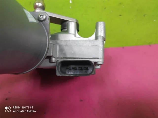 Мотор стеклоочистителя для Audi Q7 4L 2005-2015 на фотографиях