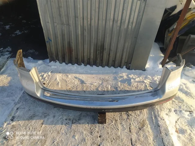 Накладка заднего бампера для Volkswagen Touareg I (7L) 2002-2010 на фотографиях