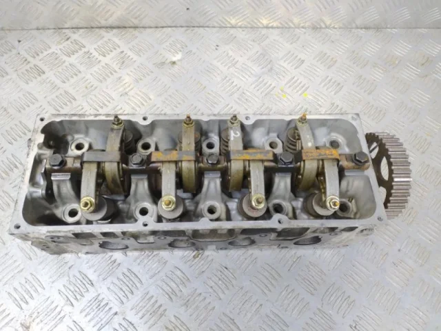 ГБЦ для Renault Logan 2005-2015 (LS) на фотографиях