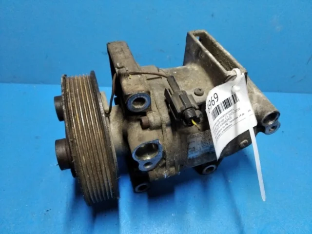 Компрессор кондиционера для Nissan Navara D40 2004-2010 на фотографиях