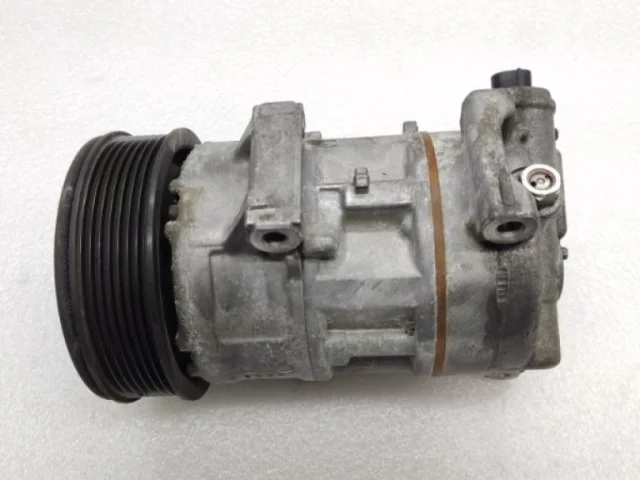 Компрессор кондиционера для Toyota RAV4 XA30 2005-2012 на фотографиях