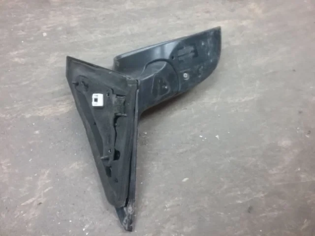 Зеркало боковое правое для Mazda 3 BK Хэтчбек 2003-2009 на фотографиях