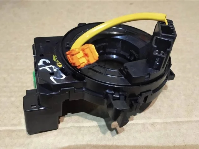 Подрулевой шлейф для Mitsubishi Outlander III GF0W 2012-2016 на фотографиях