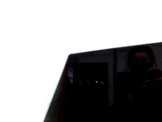 Стекло двери заднее левое для Audi Q7 4M 2015+ на фотографиях