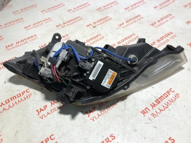 Фара левая для Nissan Murano Z50 JDM 2004-2008 на фотографиях