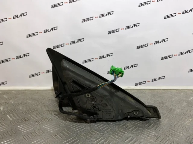 Зеркало заднего вида (в салоне) для Volvo C30 MK 2006-2013 на фотографиях