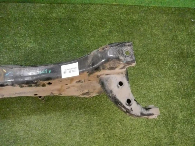 Подрамник двигателя для Hyundai Solaris 2 (2017-2022) на фотографиях