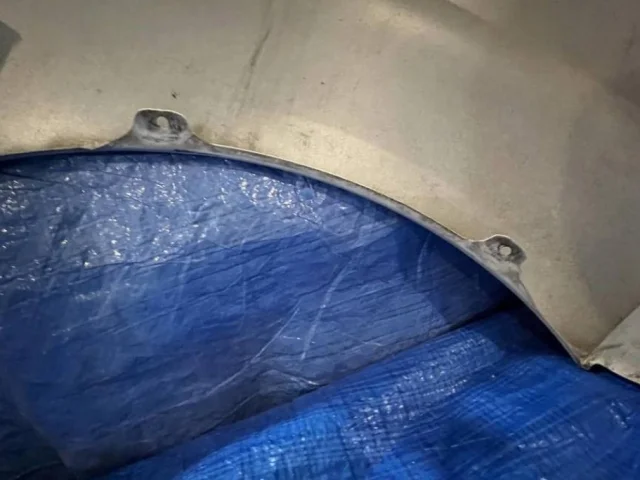 Крылья для Toyota Alphard H10 2002-2008 на фотографиях