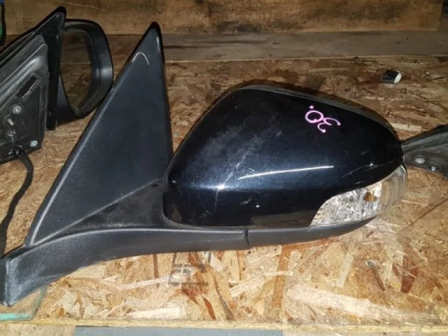 Зеркало боковое левое для Volvo C30 MK 2006-2013 на фотографиях