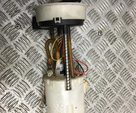 Топливный насос для Suzuki Grand Vitara 2005-2014 на фотографиях