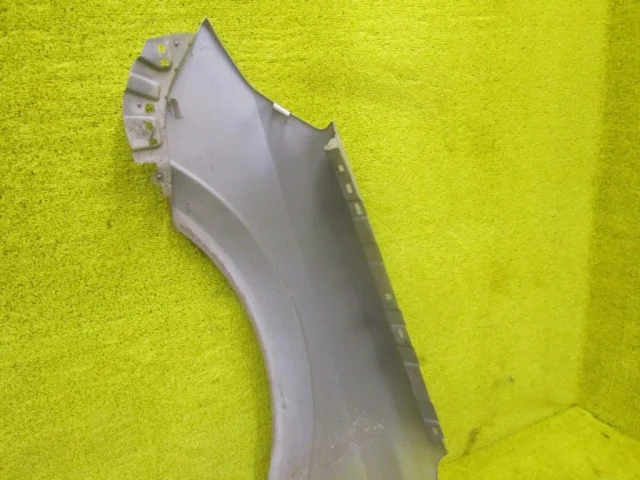 Крылья для Opel Vectra C Хэтчбек  2002-2008 на фотографиях