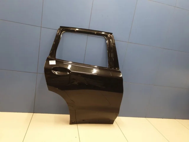 Накладка на дверь задняя правая для BMW X3 G01 2017-2023 на фотографиях